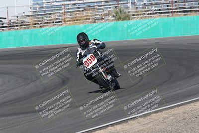 media/Apr-20-2025-AHRMA (Sun) [[393a79c373]]/Race/Group 12 early race/Turn 4b/